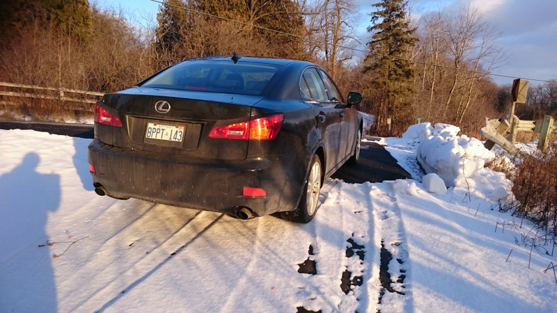 Illustration for article titled Snapped some pictures of the lexus